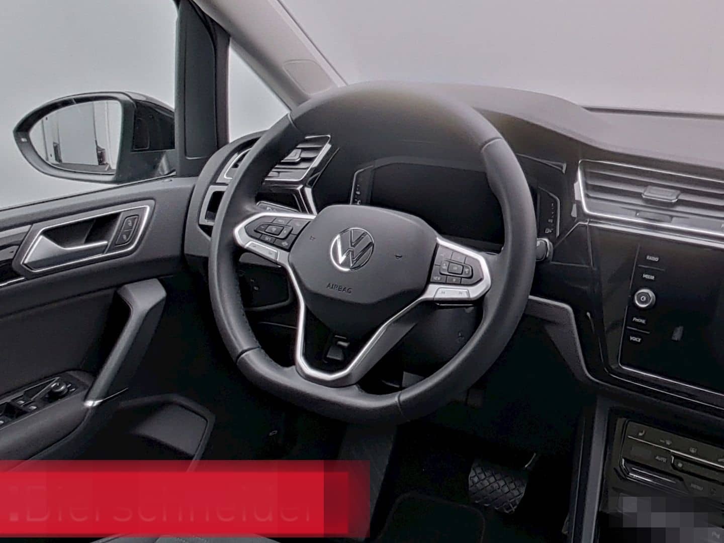 Volkswagen Touran 1.5 TSI DSG Highline BLACK-STYLE 7S. AHK  foto 13