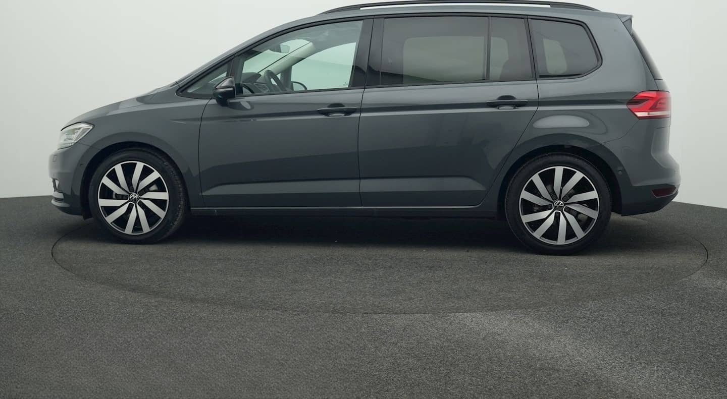 Volkswagen Touran 1.5 TSI DSG Highline BLACK-STYLE 7S. AHK  foto 3
