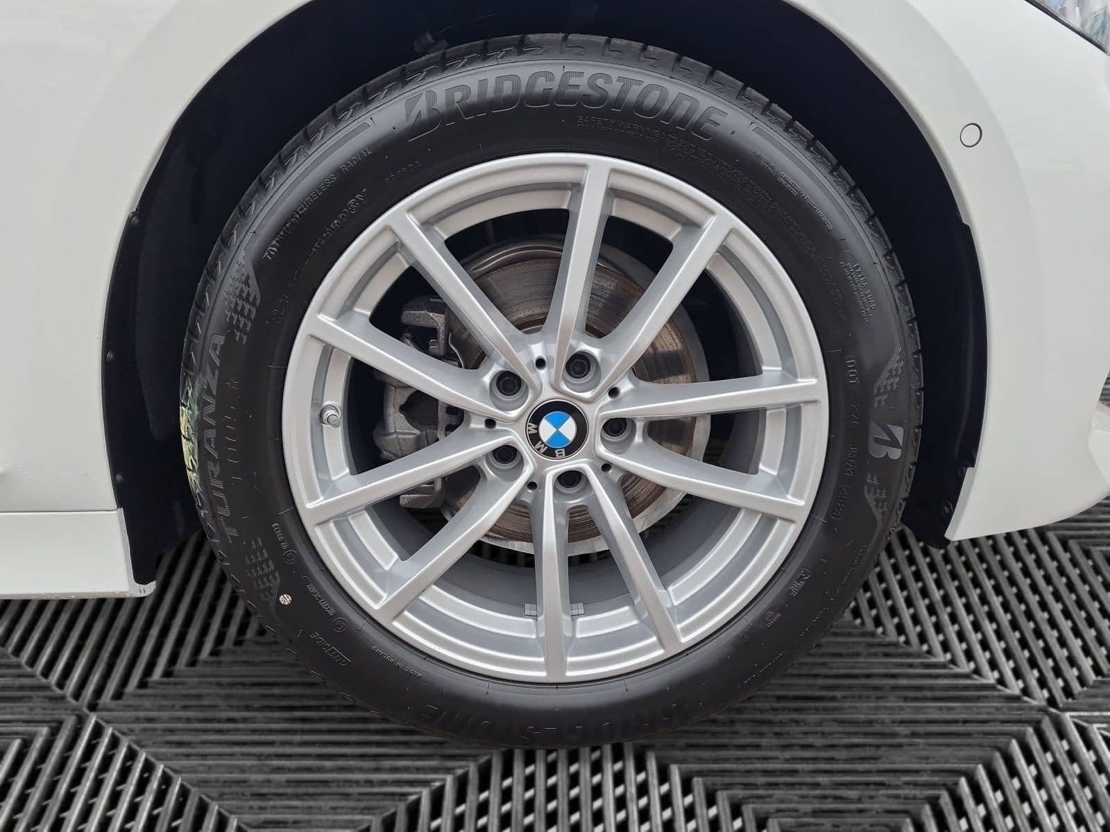 BMW 318d Touring foto 6