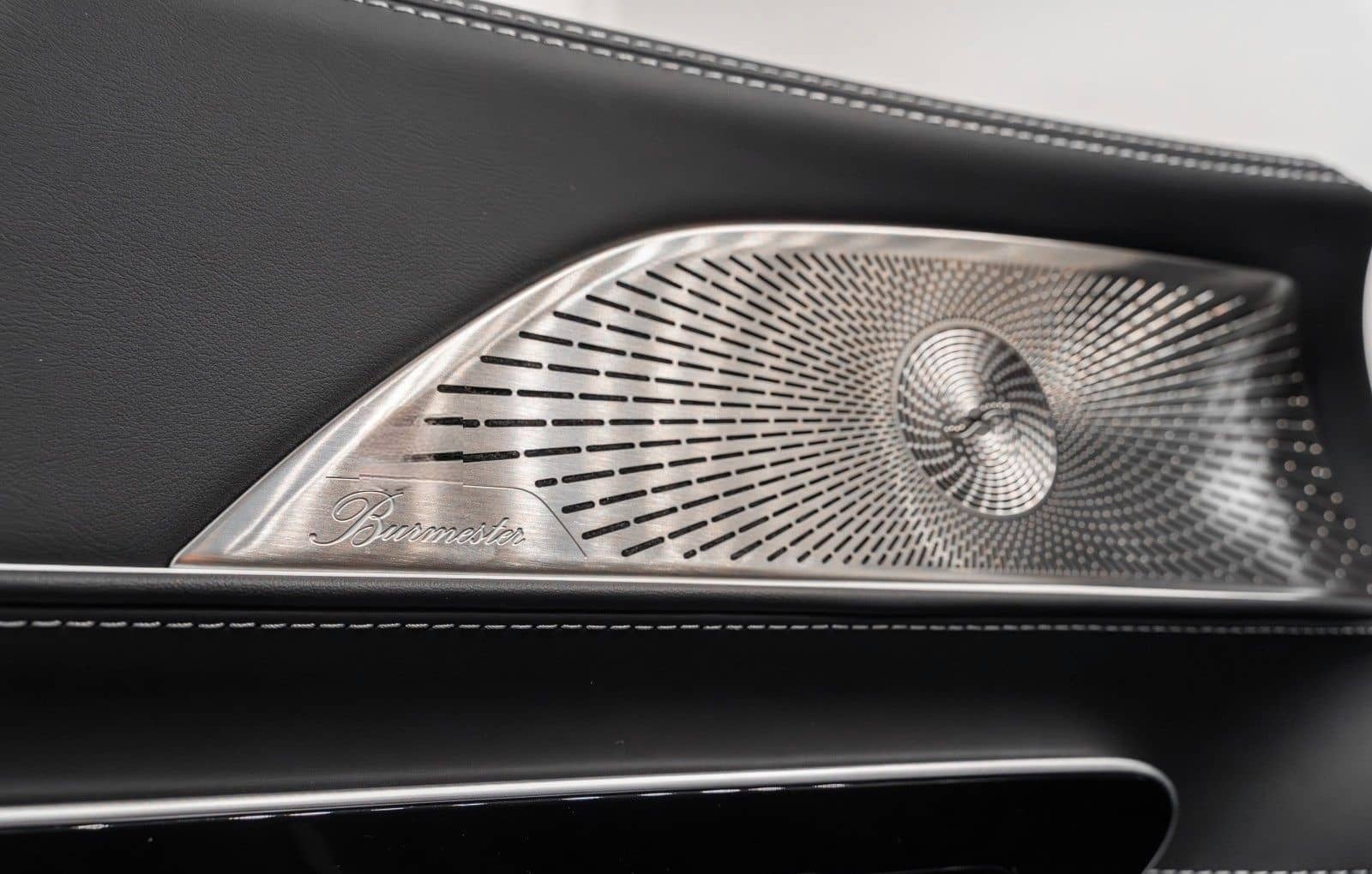 Mercedes-Benz SL 43 AMG Burmester V8 Styling 21" Räder foto 19