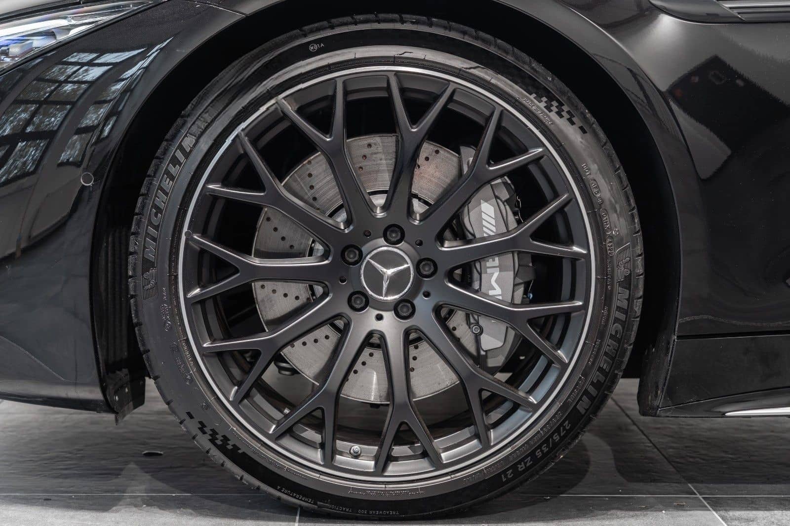 Mercedes-Benz SL 43 AMG Burmester V8 Styling 21" Räder foto 7