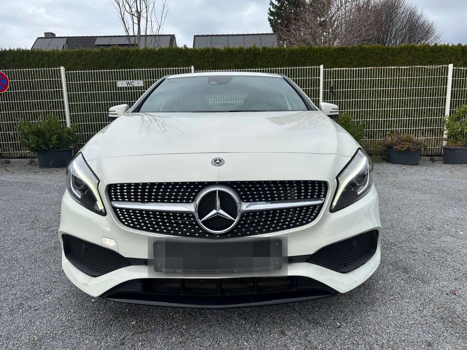 Mercedes-Benz A 180 BlueEfficiency Automatik AMG Paket foto 2
