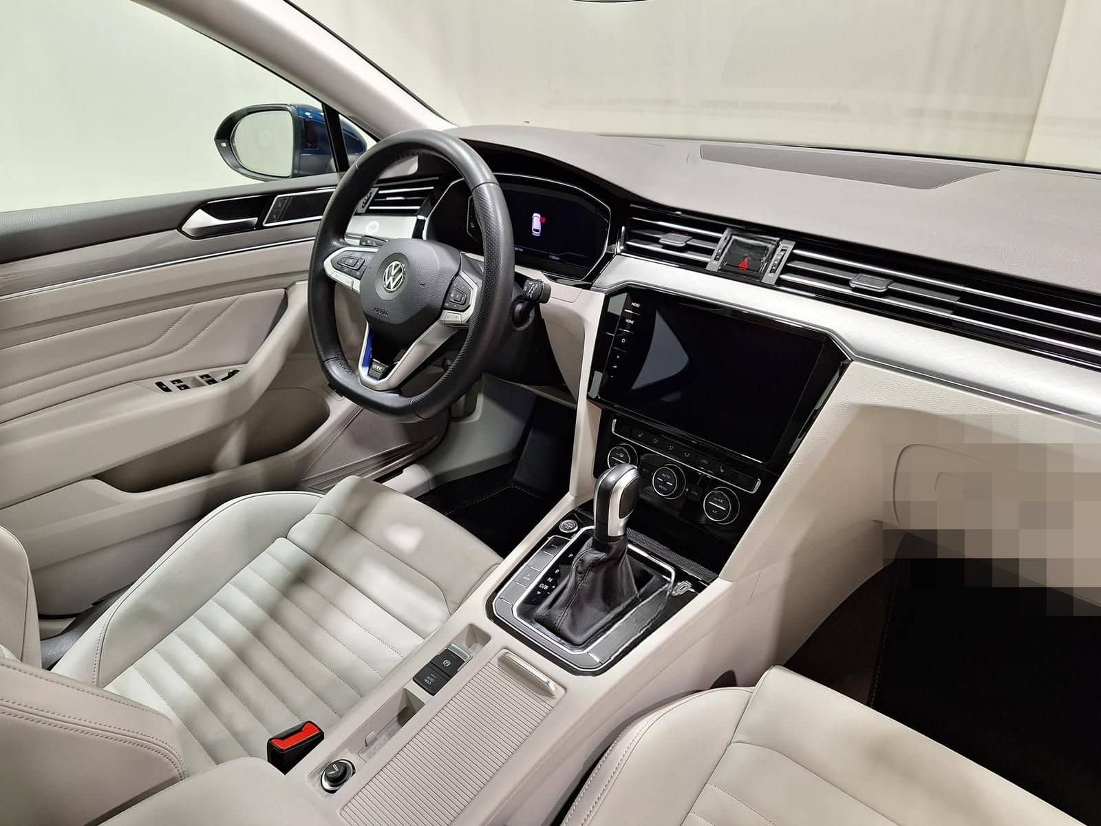 Volkswagen Passat Variant 1.4 TSI DSG GTE HuD|Navi|Pano|360 foto 12