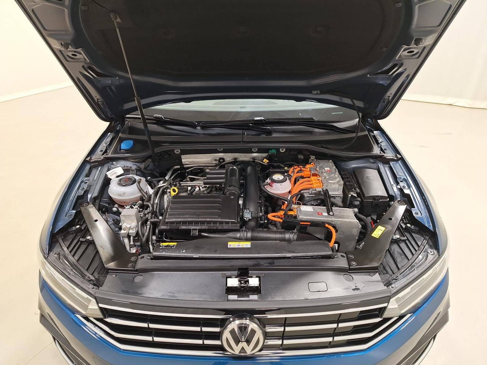 Volkswagen Passat Variant 1.4 TSI DSG GTE HuD|Navi|Pano|360 foto 16