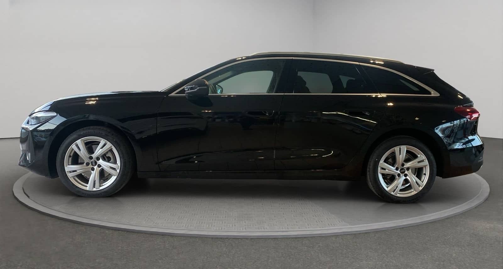 Audi A5 Avant (AHK.PDC PLUS.NAVI.GRA.SHZ.LED) 2.0 TFS foto 3