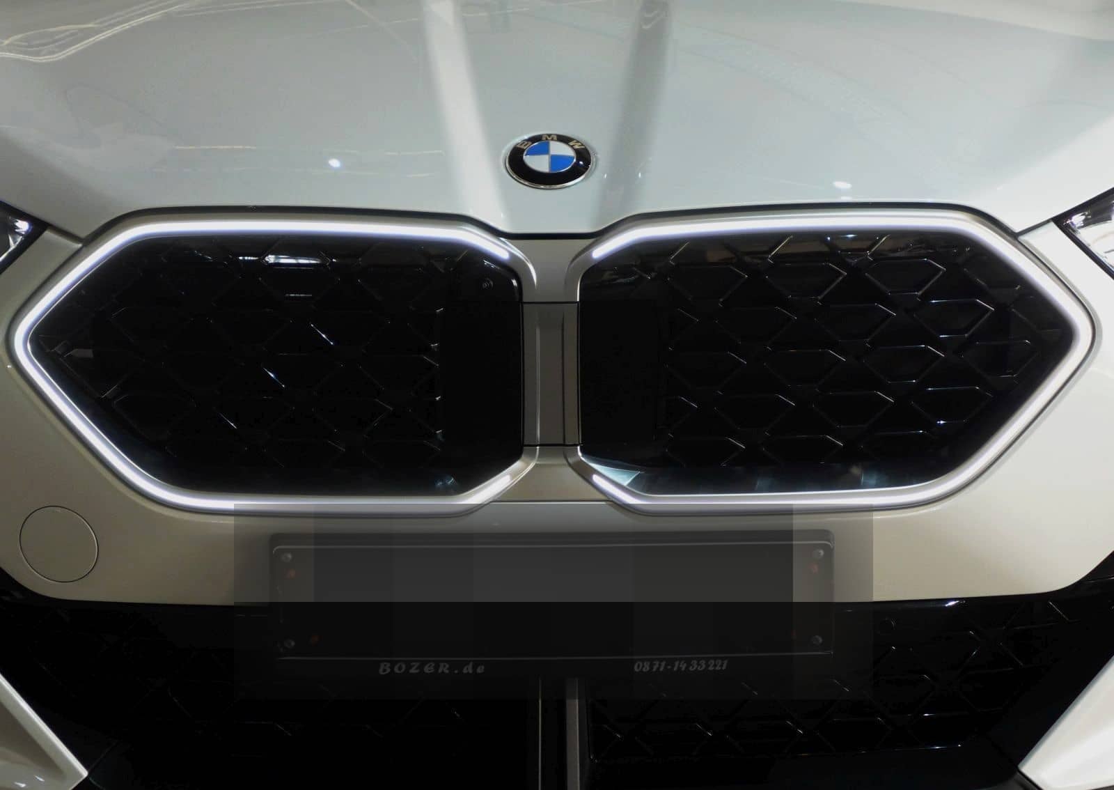 BMW X2 d U10 AHK,360° Kamera,HUD,Abstandstempomat foto 20