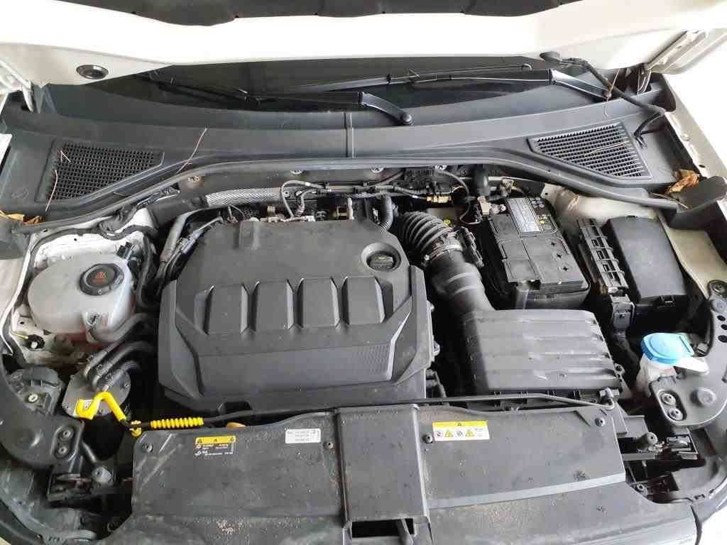 Volkswagen T-ROC Life 2.0 TDI DSG NAVI LED ALU APS SITZHEIZ foto 14