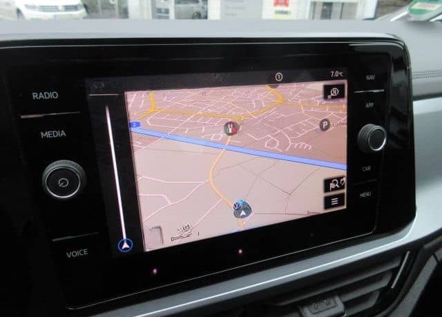 Volkswagen T-ROC Life 2.0 TDI DSG NAVI LED ALU APS SITZHEIZ foto 9