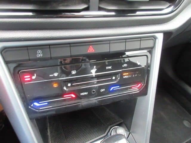 Volkswagen T-ROC Life 2.0 TDI DSG NAVI LED ALU APS SITZHEIZ foto 10