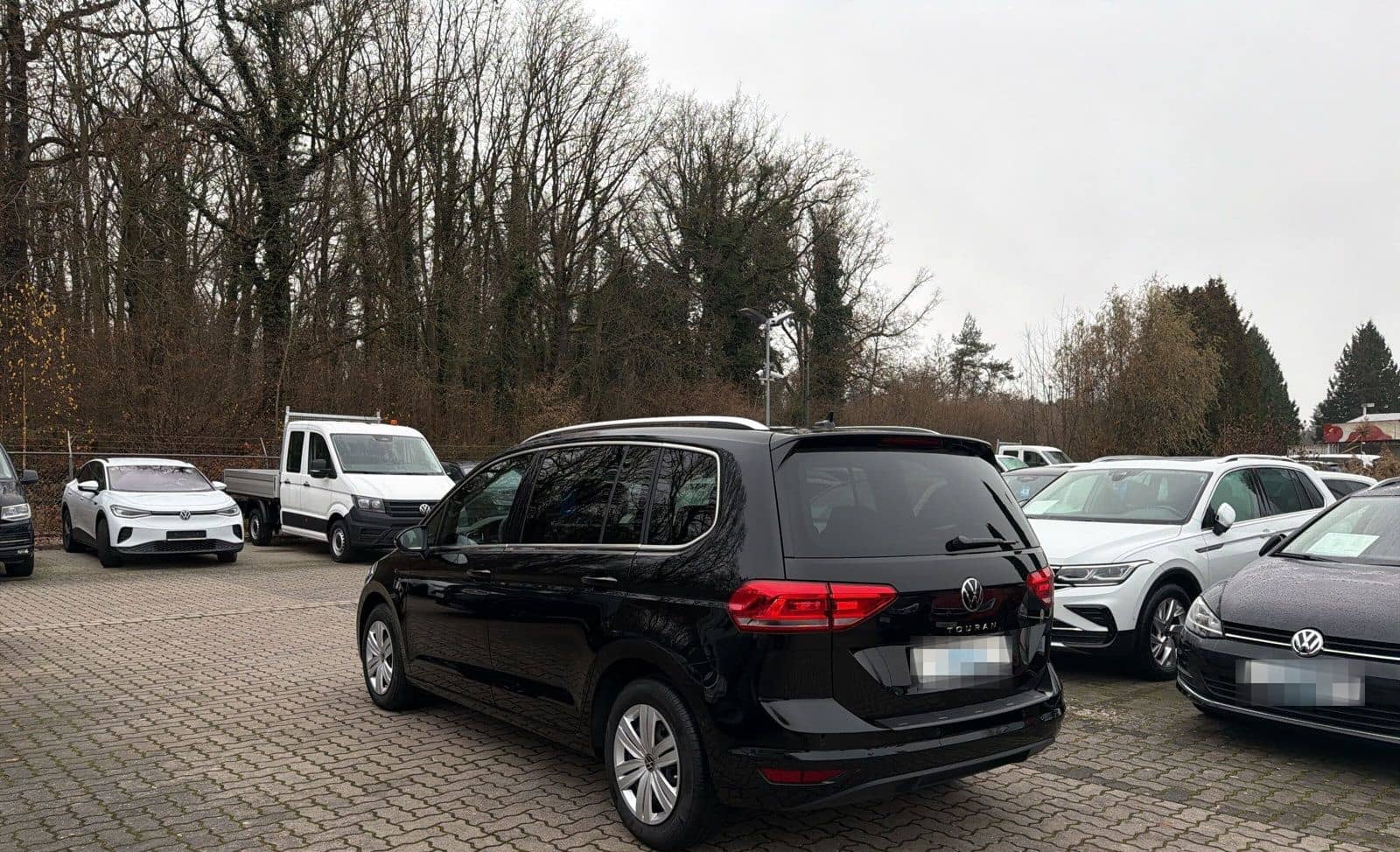 Volkswagen Touran Highline TSi DSG Navi AZV Kamera foto 3