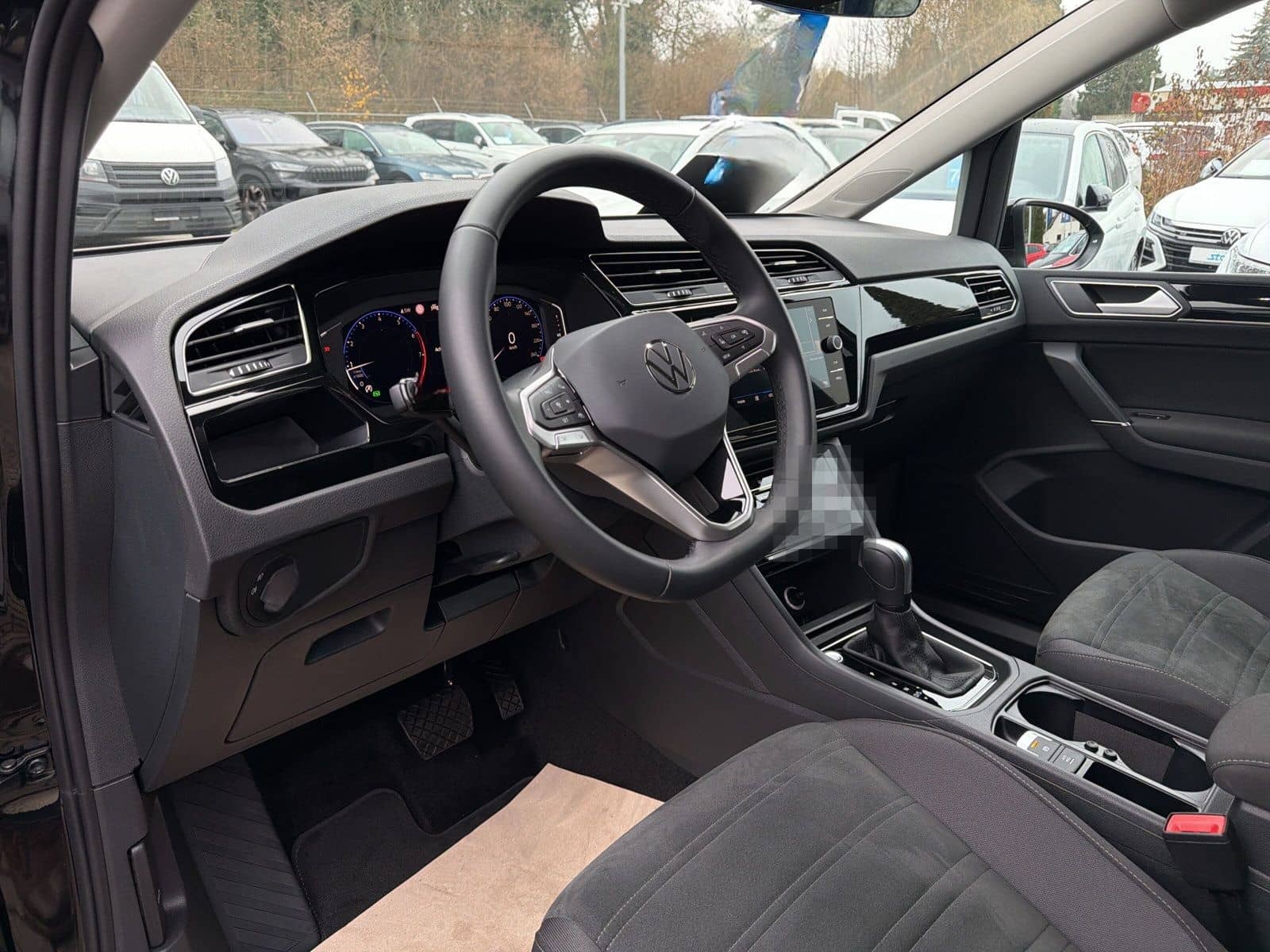 Volkswagen Touran Highline TSi DSG Navi AZV Kamera foto 7