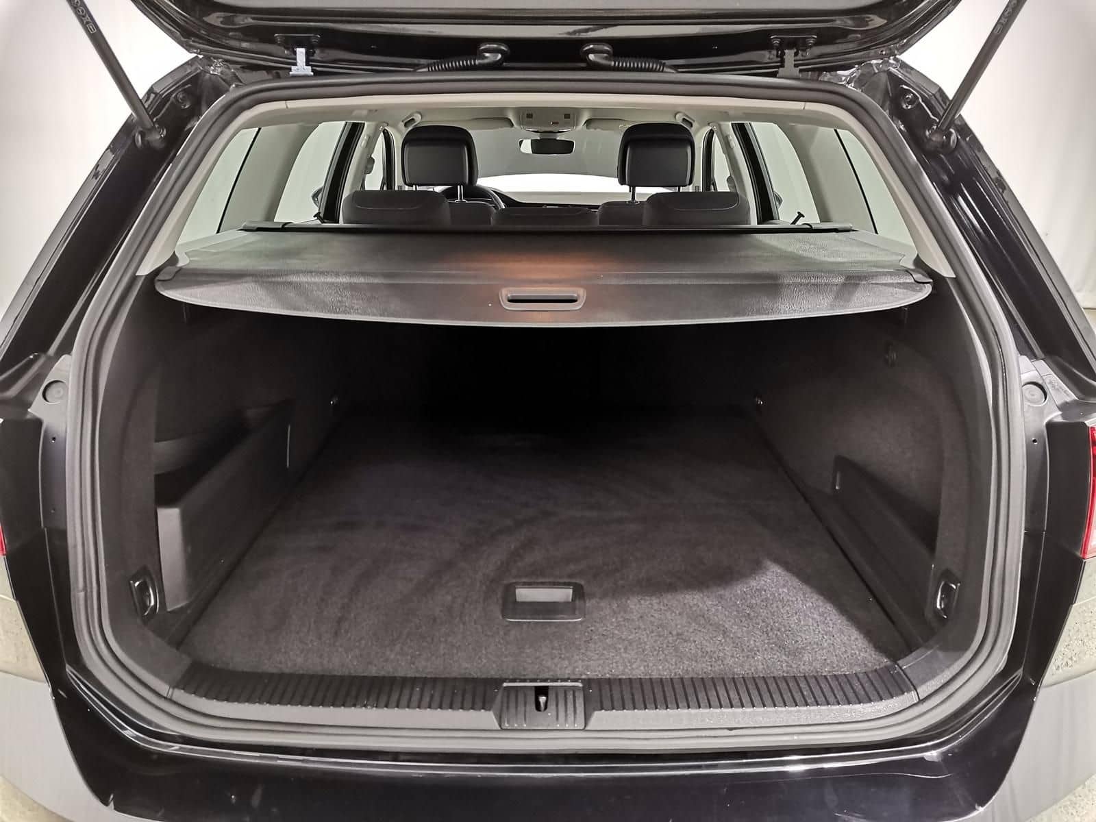 Volkswagen Passat Variant 1.4 TSI DSG GTE LED|Navi|ACC|Mass foto 21