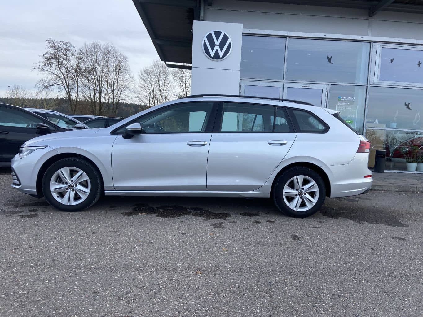 Volkswagen Golf Variant 2.0 TDI Life NAVI+LED+APP-CONNECT+A foto 2