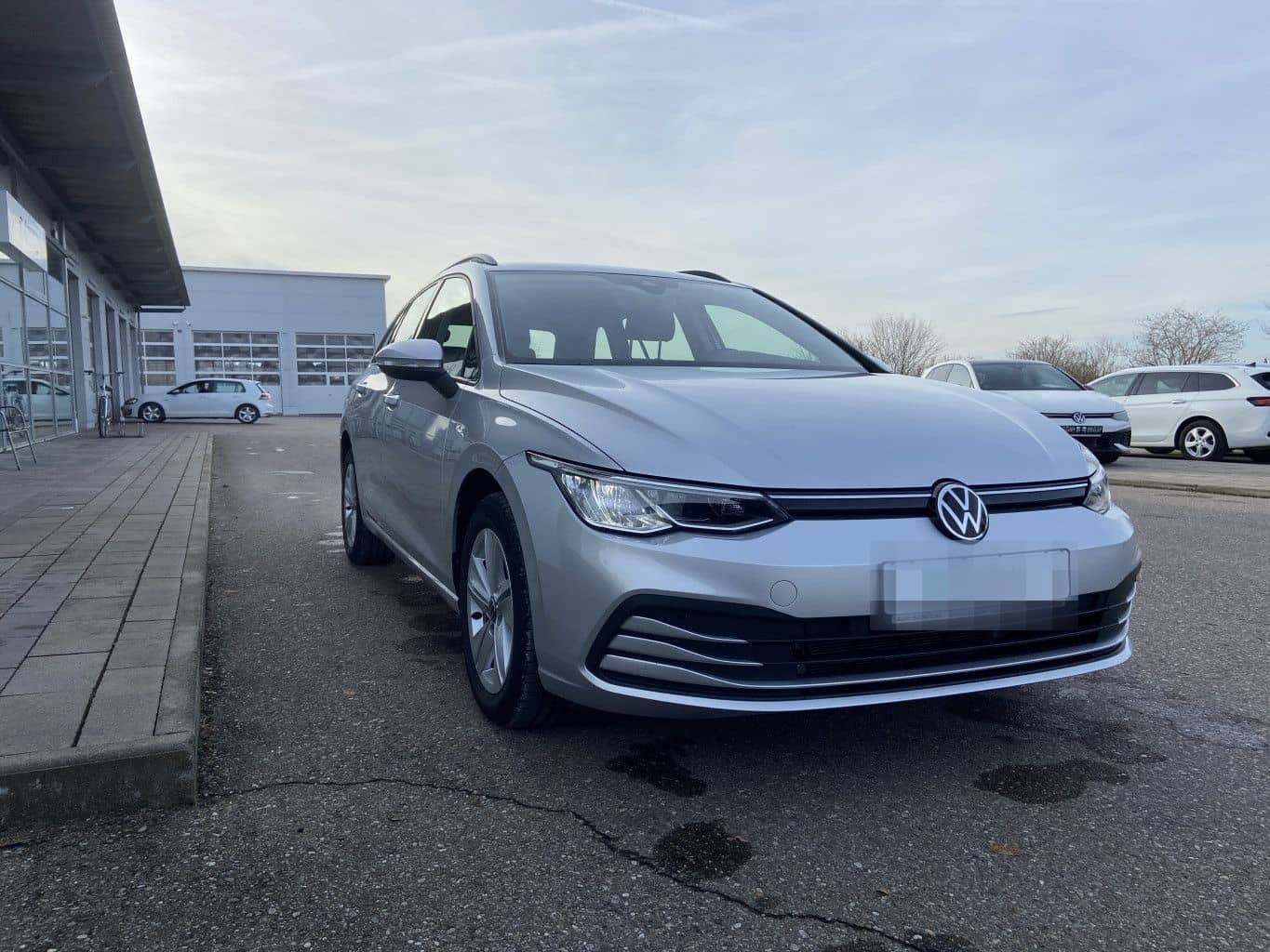 Volkswagen Golf Variant 2.0 TDI Life NAVI+LED+APP-CONNECT+A foto 6