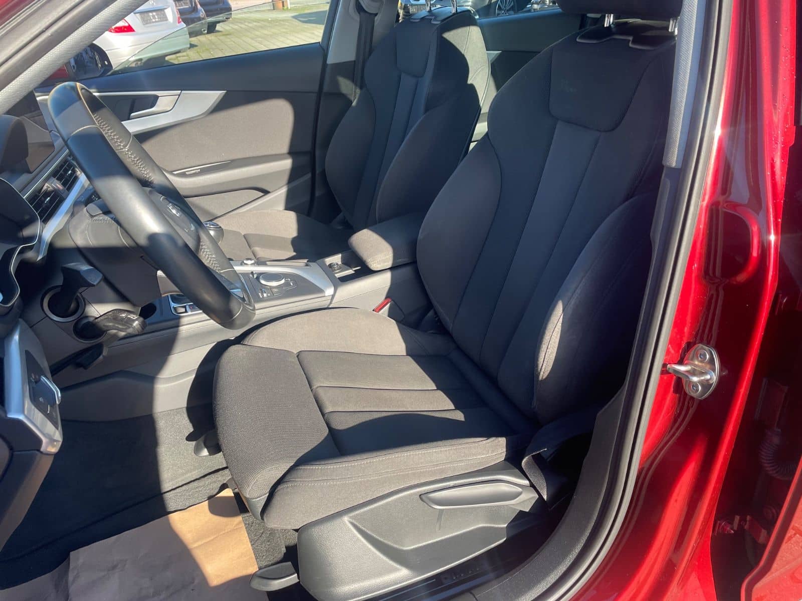 Audi A4 Allroad quattro - Navi-AHK-MMI foto 10