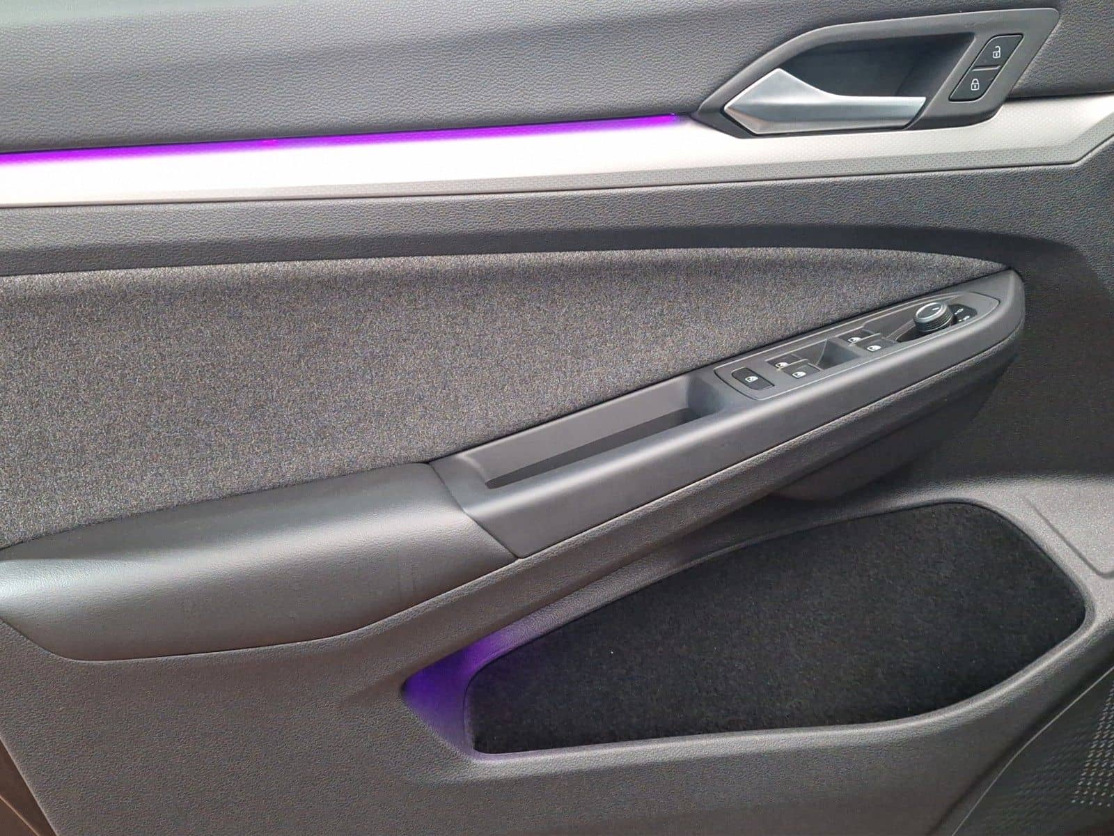 Volkswagen Golf VIII Lim. Move,APP,DAB,SHZ,PDC,ACC, NAVI foto 9