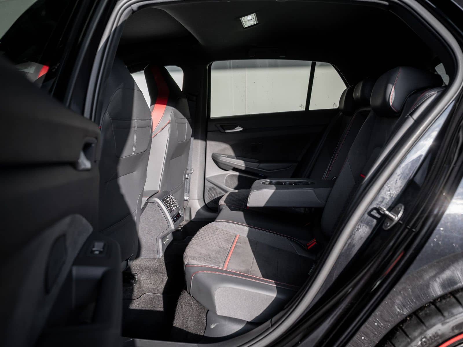 Volkswagen Golf VIII 2.0 TSI GTI Clubsport DSG LM foto 8