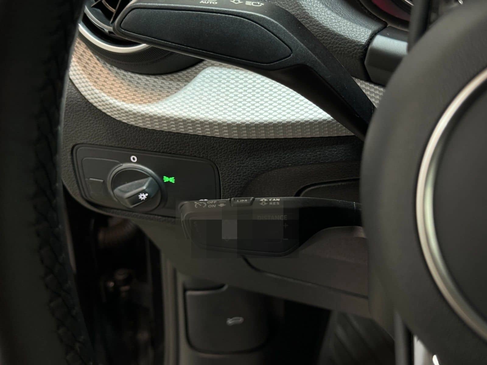 Audi Q2 35 TFSI 1.5/ACC/KAMERA/SHZ/PDC/NAVI/EHK/ALLW. foto 17