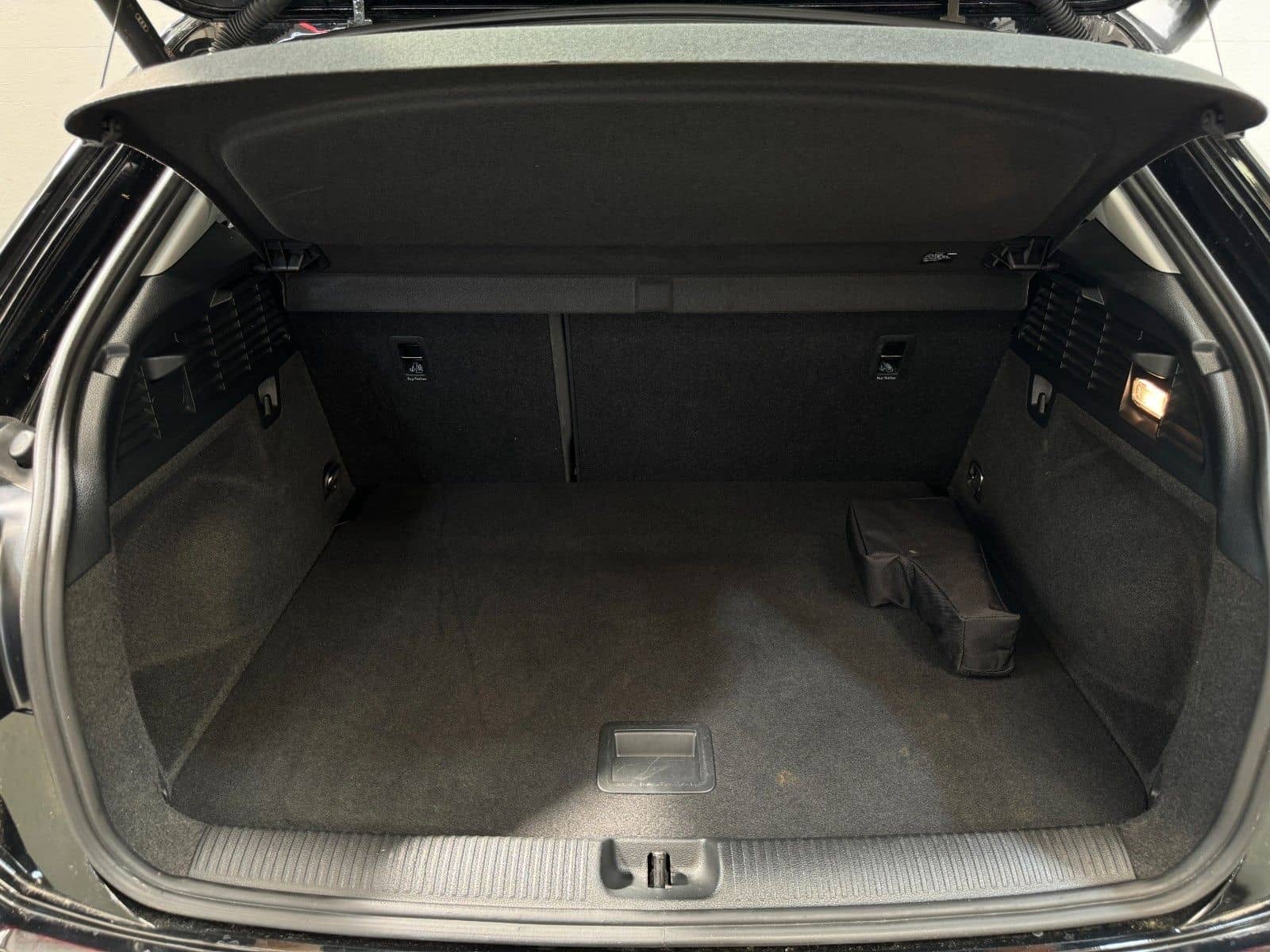 Audi Q2 35 TFSI 1.5/ACC/KAMERA/SHZ/PDC/NAVI/EHK/ALLW. foto 22