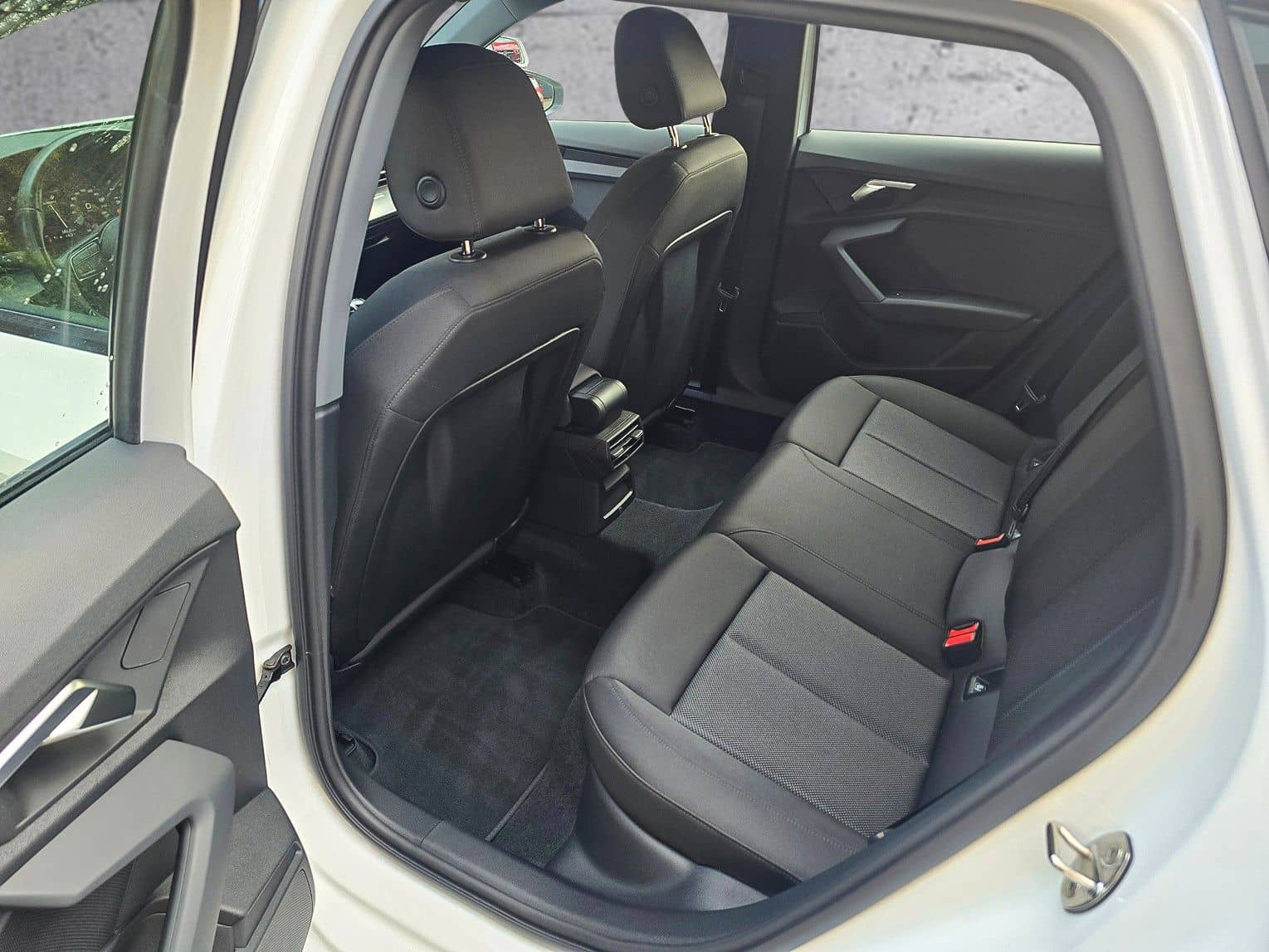 Audi A3 2.0 TDI Sportback Fahrschule/LED/ACC/Lane/DAB foto 11