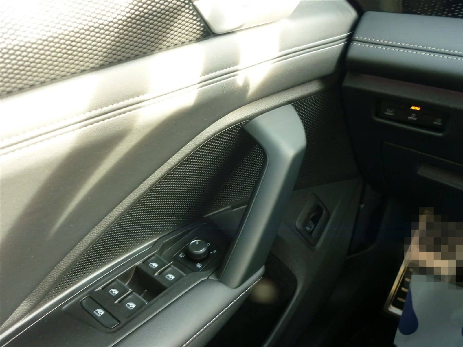 Volkswagen Tiguan 1.5 eTSI OPF DSG GOAL+AHK+Navi+Matrix+ACC foto 17