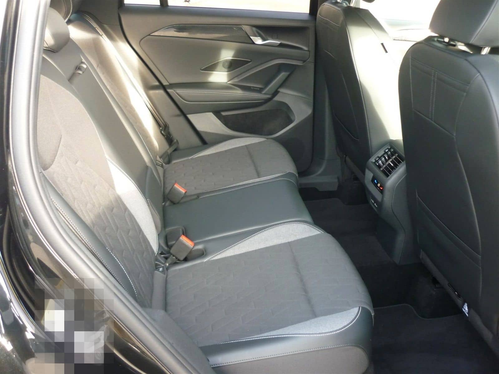 Volkswagen Tiguan 1.5 eTSI OPF DSG GOAL+AHK+Navi+Matrix+ACC foto 10