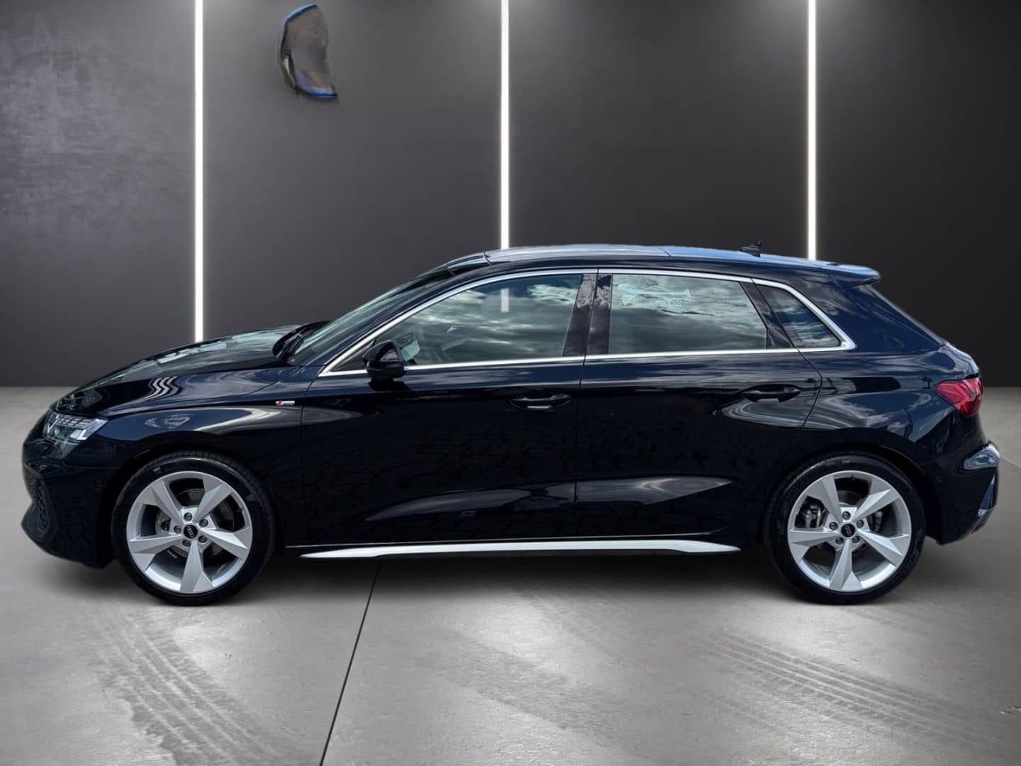 Audi A3 Sportback 35 TFSI S line Matrix AHK Pano Kam. foto 6