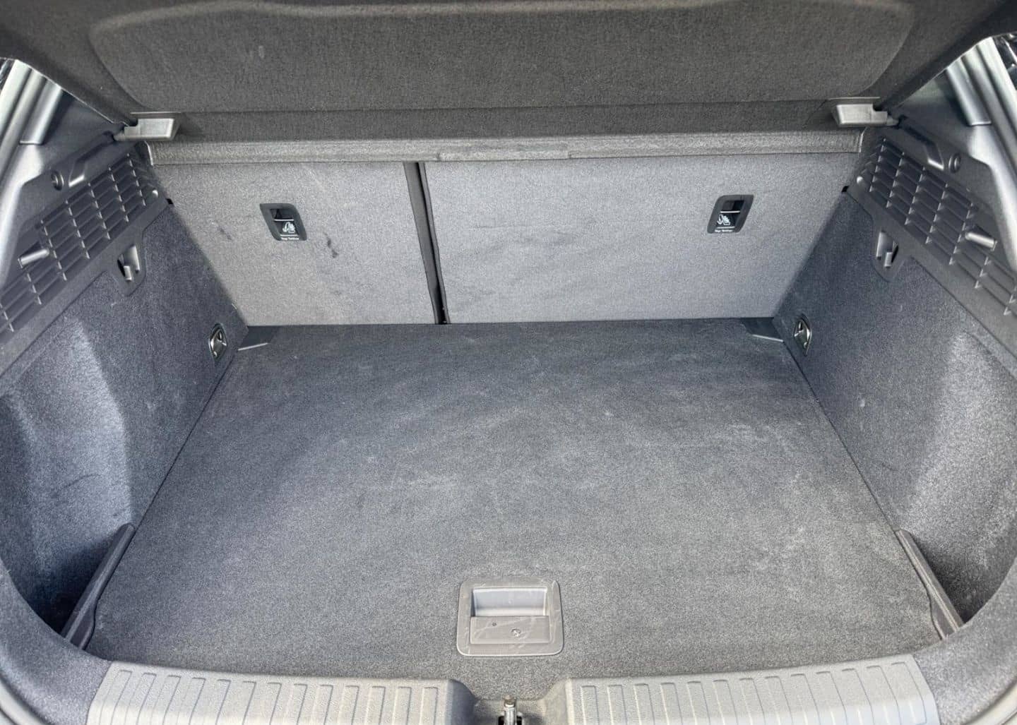 Audi A3 Sportback 35 TFSI S line Matrix AHK Pano Kam. foto 9