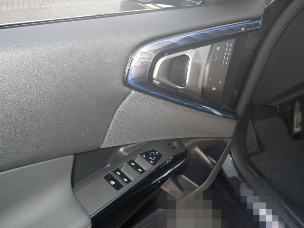 BMW X3 M50 xDrive AD AHK-klappbar AHK El. Panodach P foto 8