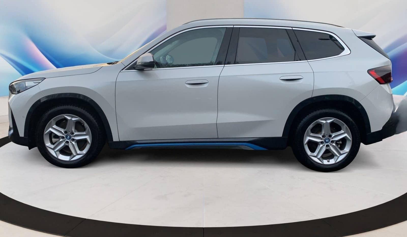 BMW iX1 xDrive30 xLine xLine | STANDHZ RFK HIFI LED foto 3