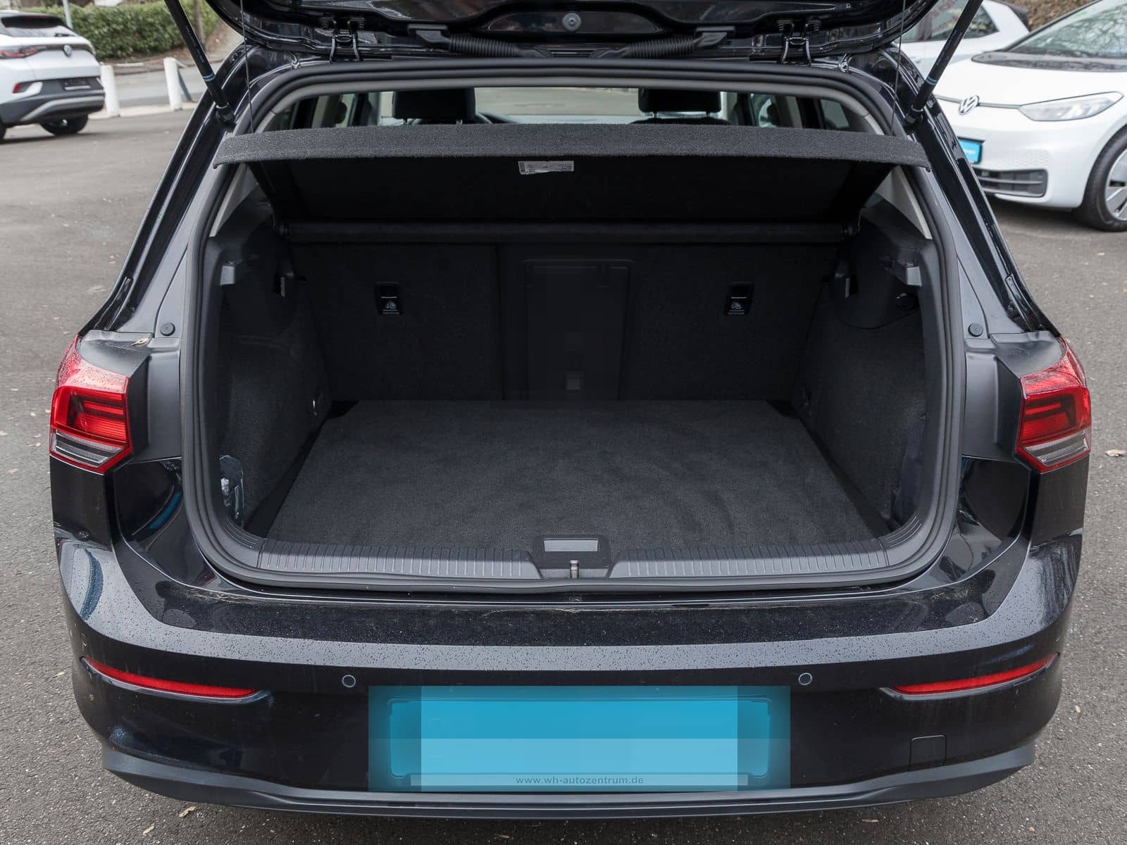 Volkswagen Golf VIII  1.5 l TSI Life NAVI LED GJ-REIFEN PRI foto 15