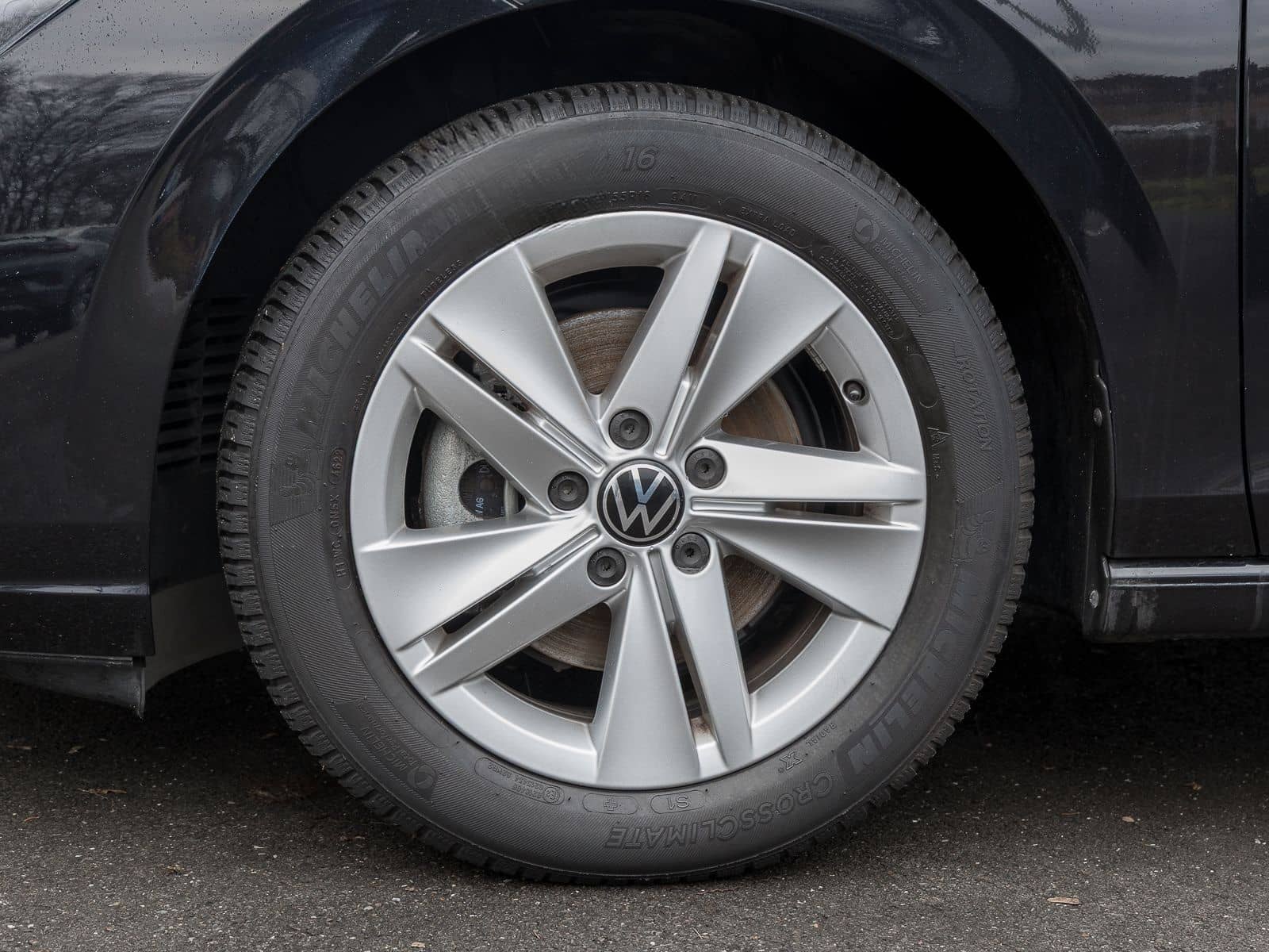 Volkswagen Golf VIII  1.5 l TSI Life NAVI LED GJ-REIFEN PRI foto 6