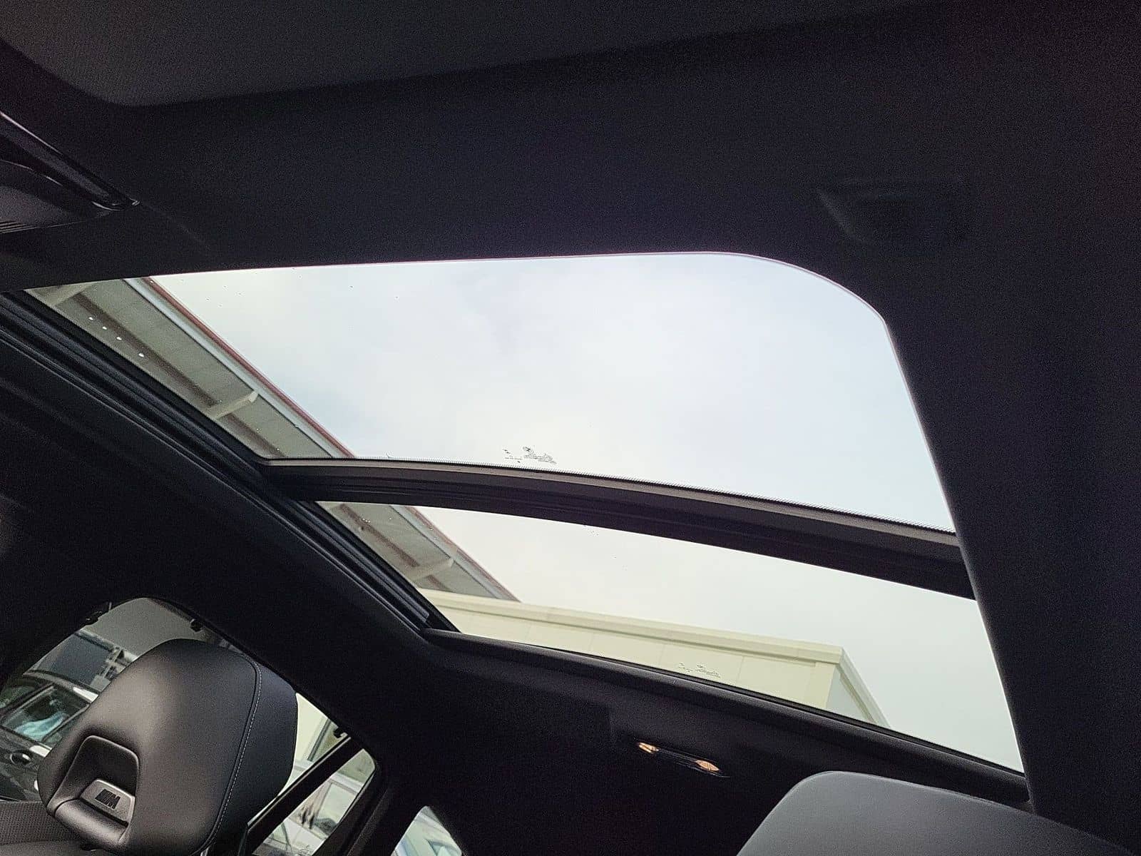 BMW X6 M60i xDrive M SPORT Massage Sitzbelüft Standh foto 13