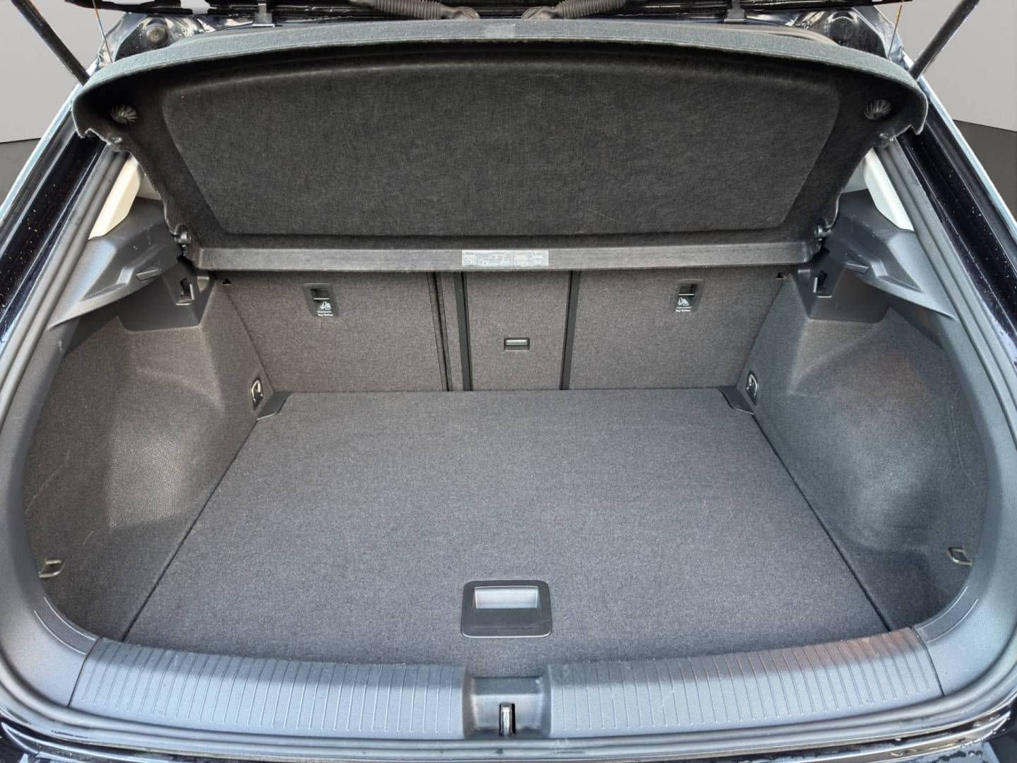 Volkswagen T-Roc 2,0 TDI DSG +Garantie+ACC+Navi+LED+ foto 18