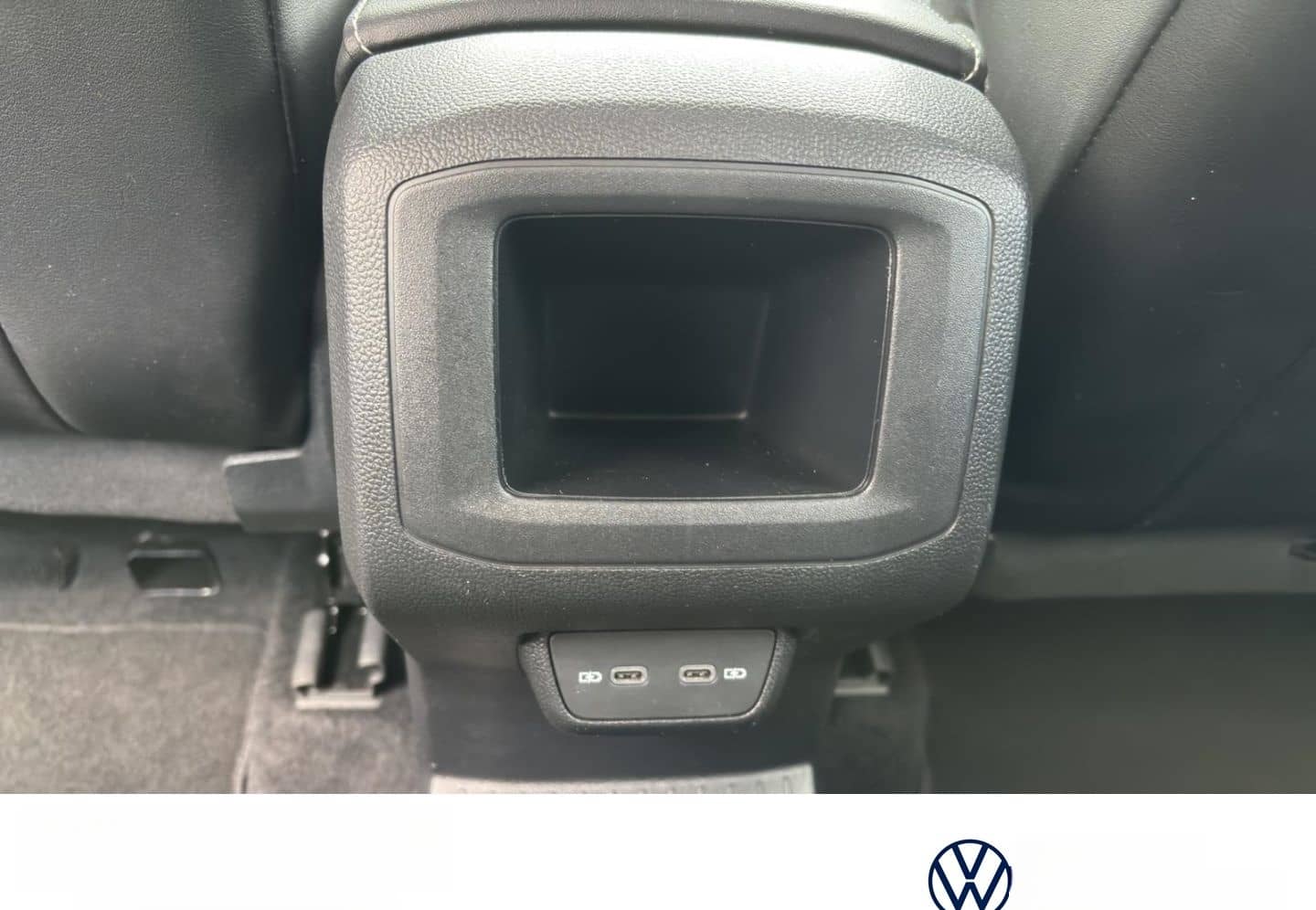 Volkswagen T-Cross 1.0 Life+SHZ+KLIMAAUT+LED+DAB+Navi+LEDER foto 17