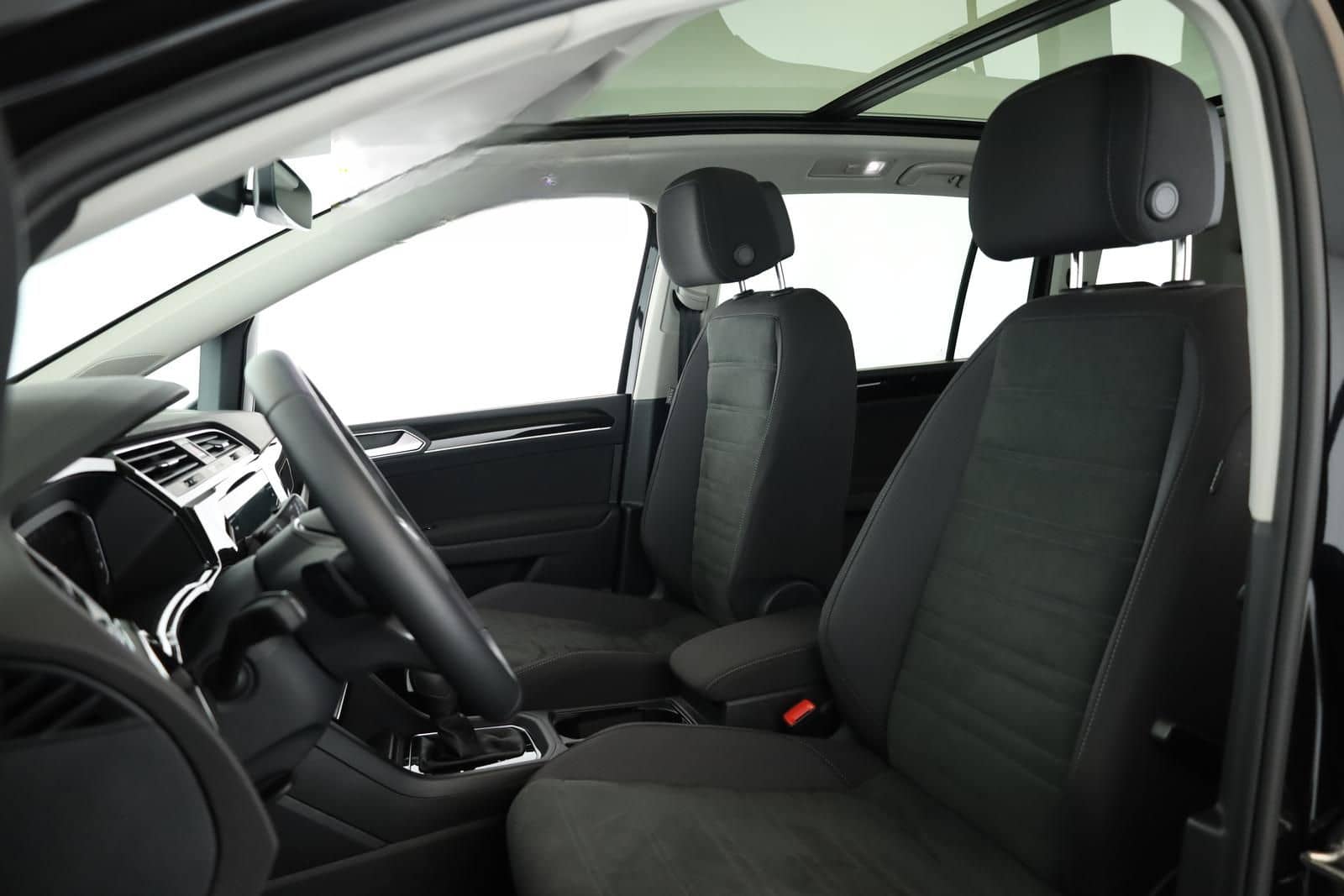 Volkswagen Touran 2.0 TDI DSG Highline R-Line 7 Pan Nav AHK foto 11