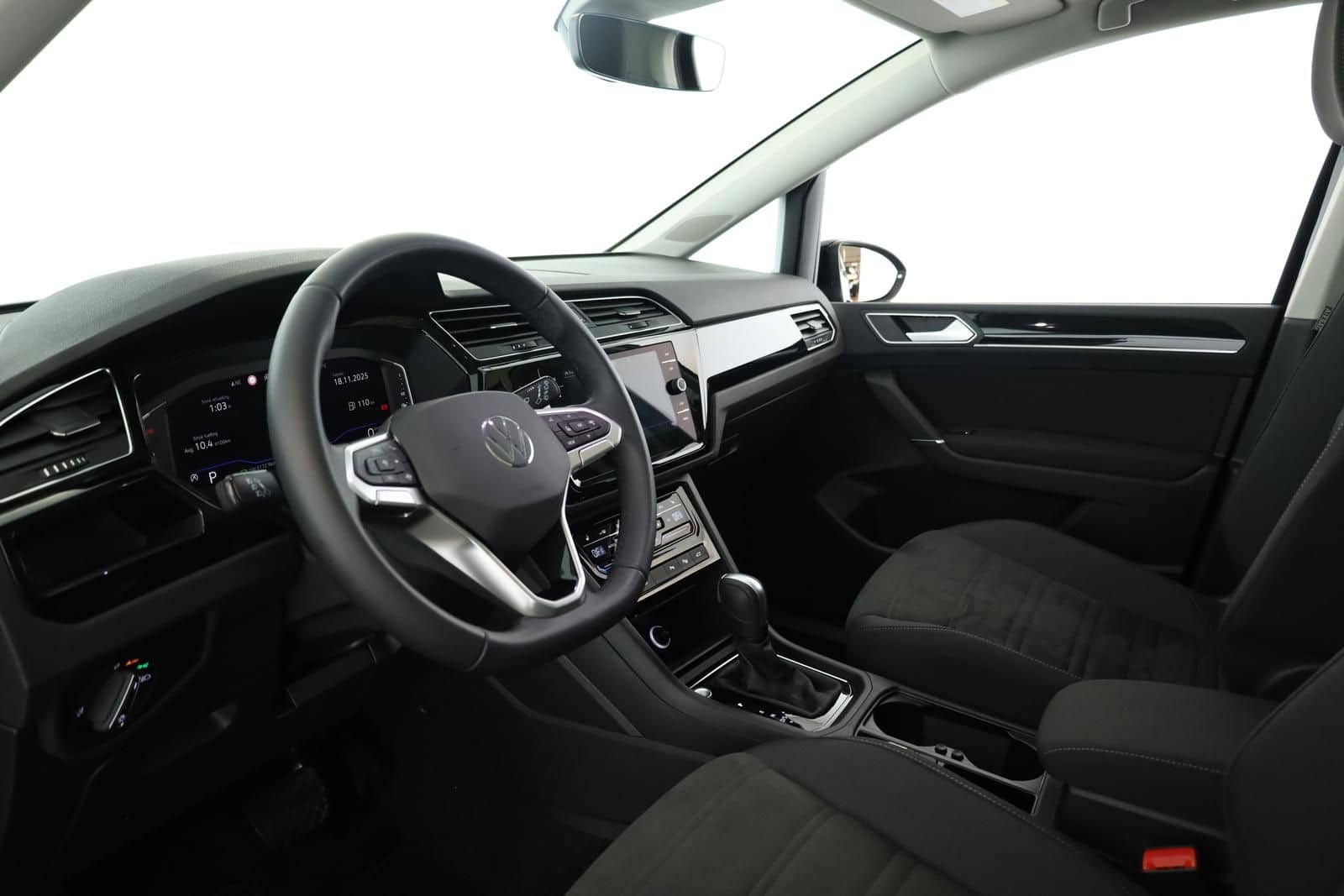 Volkswagen Touran 2.0 TDI DSG Highline R-Line 7 Pan Nav AHK foto 13