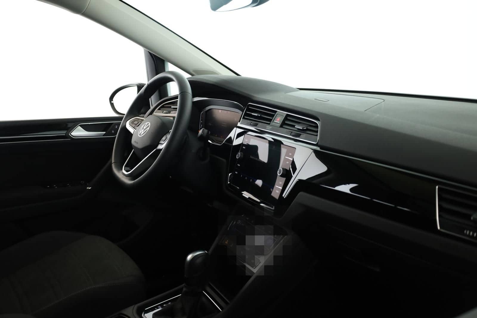 Volkswagen Touran 2.0 TDI DSG Highline R-Line 7 Pan Nav AHK foto 10