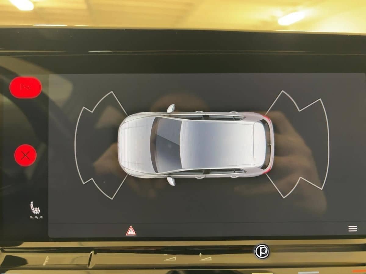 Volkswagen Golf 8 GTE 1.4 TSI DSG NAVI ACC SHZ PDC foto 13