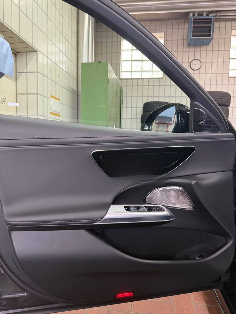 Mercedes-Benz E 220d  AMG Line Premium Plus BLP: 110.000€ foto 9