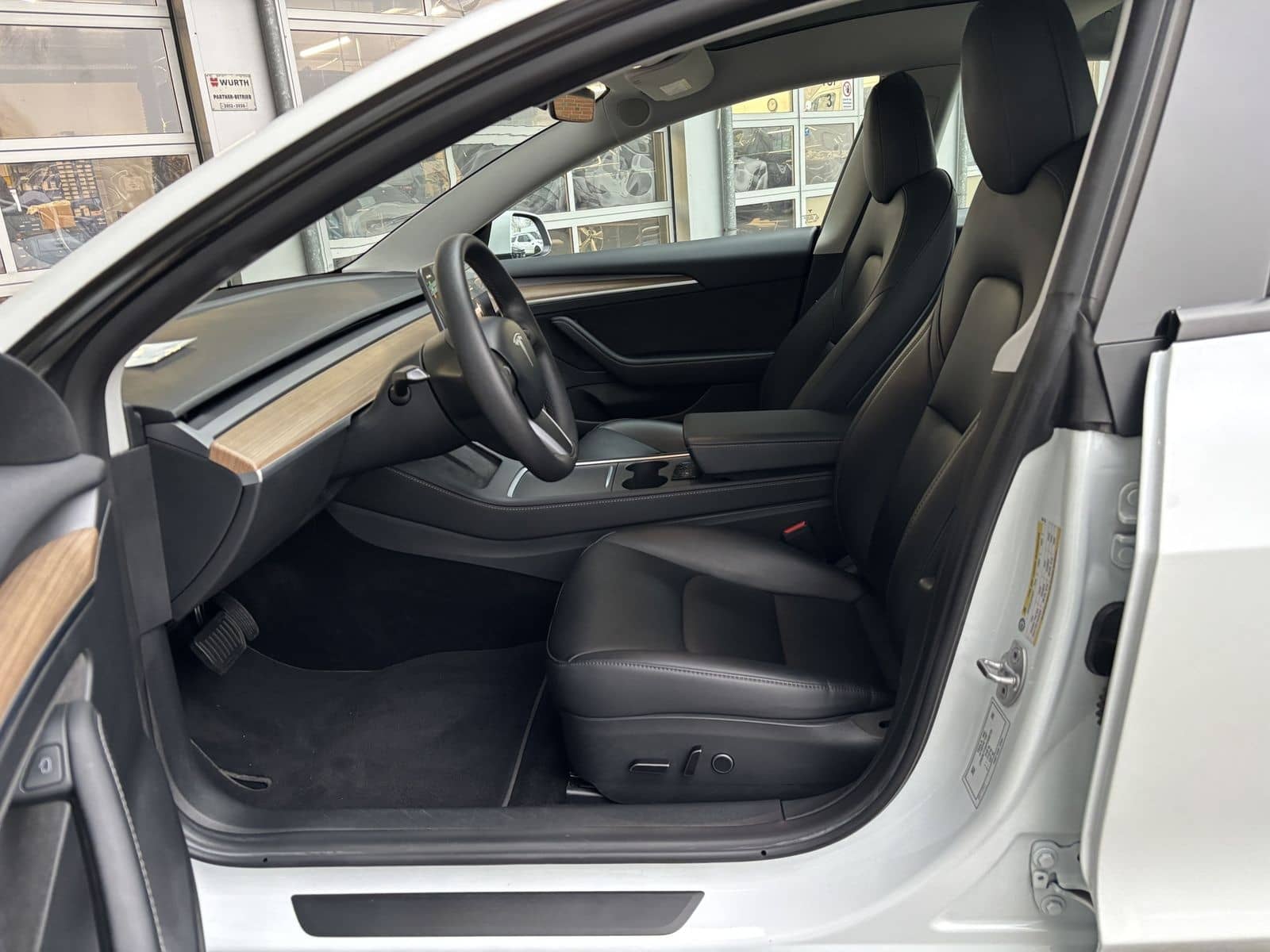 Tesla Model 3 Standard RWD PANO NAVI LED LEDER CAM ACC foto 7