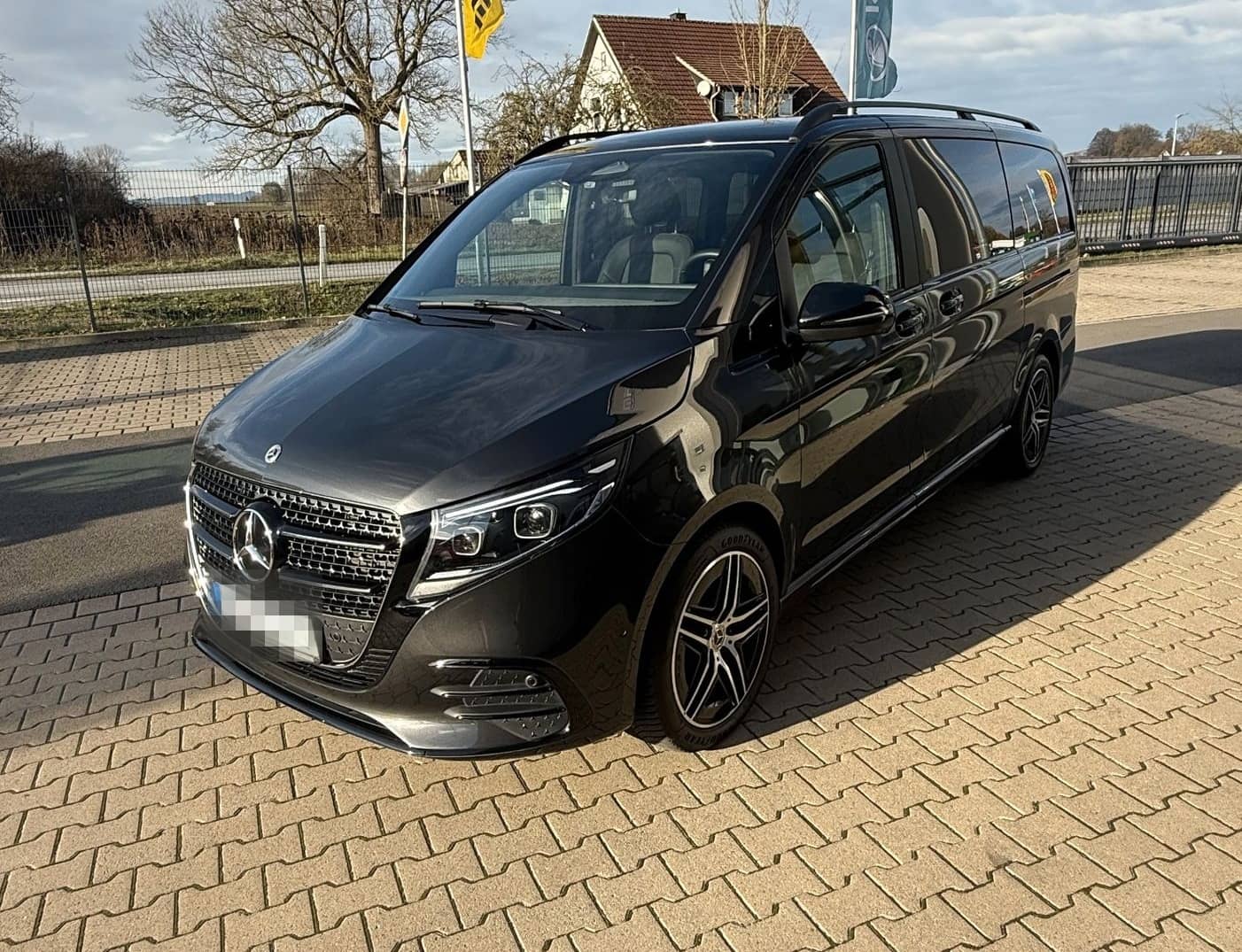 Mercedes-Benz V 300 d 4MATIC AVANTGARDE lang foto 6