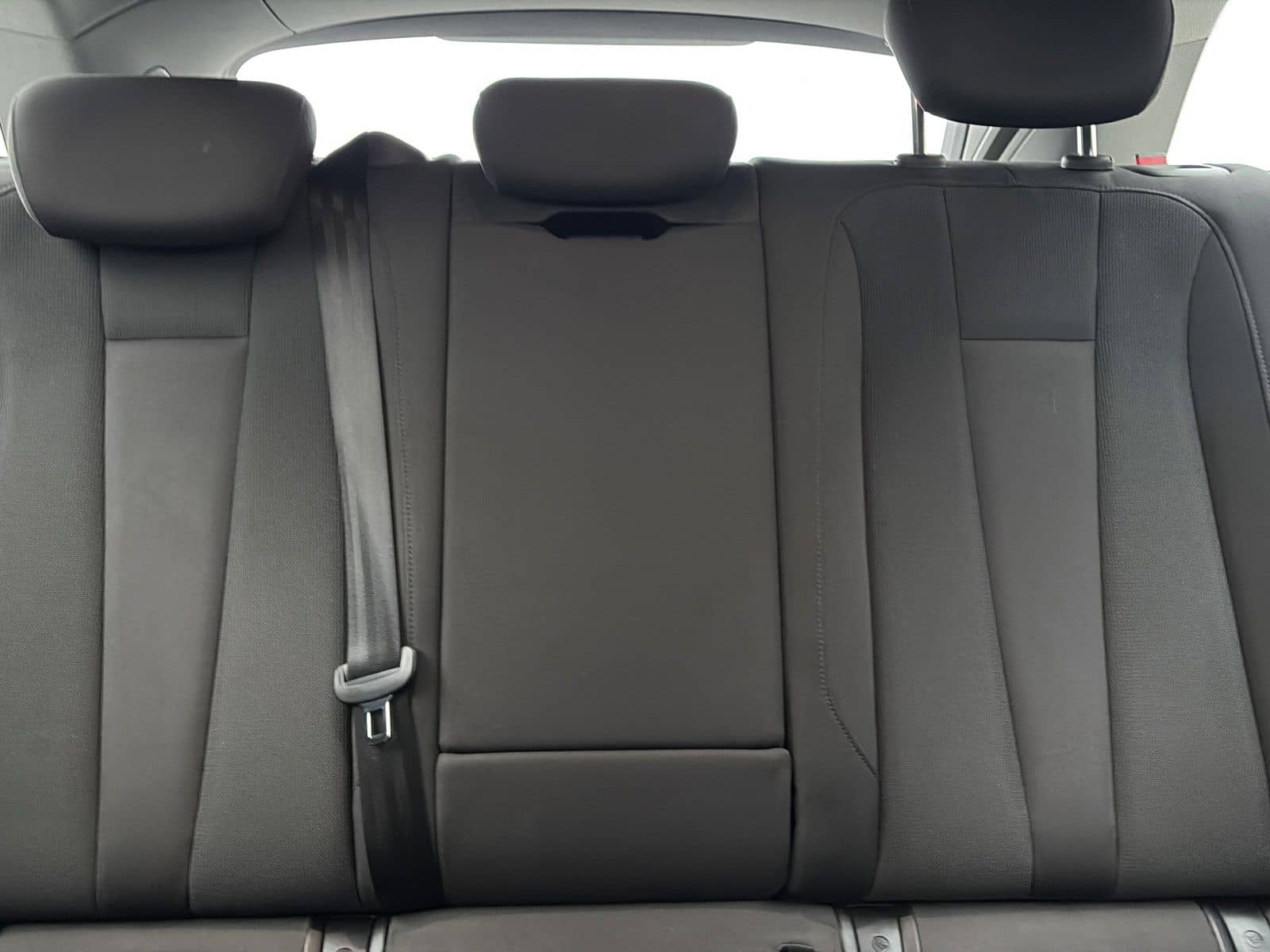 Audi A4 35 TFSI STHZG*LED*Navi*Park*Tempo*SH*1Hand foto 16