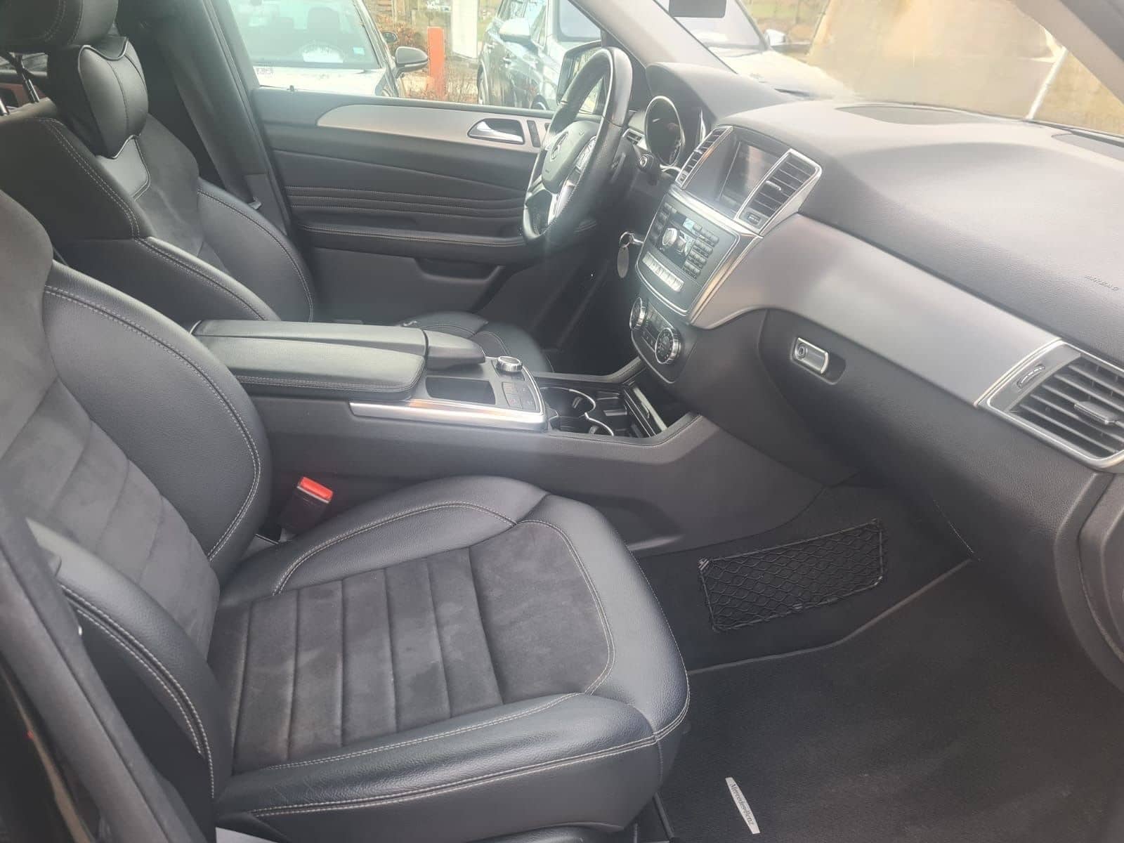 Mercedes-Benz ML 350  BlueTec AMG LINE foto 13