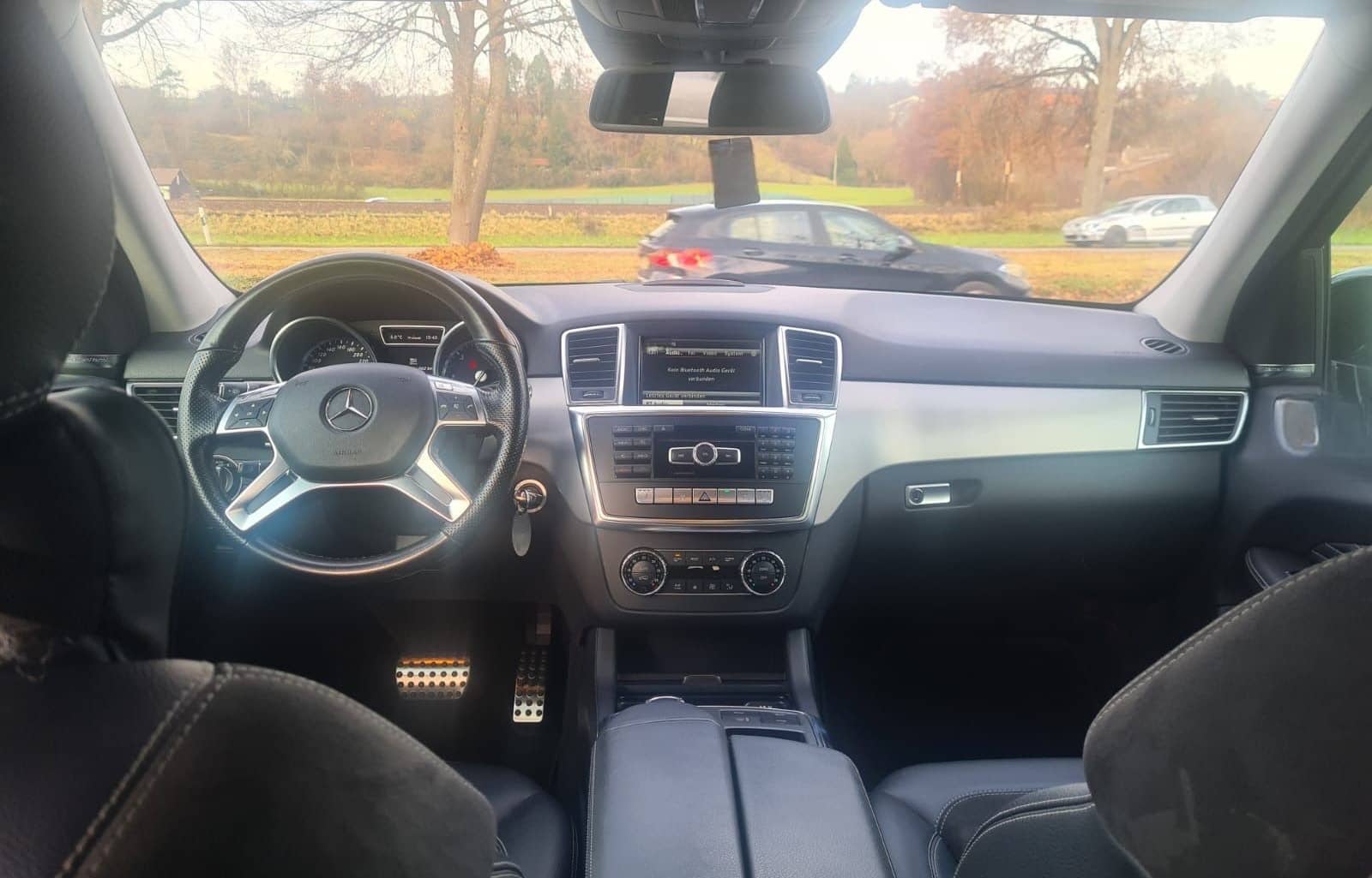 Mercedes-Benz ML 350  BlueTec AMG LINE foto 15