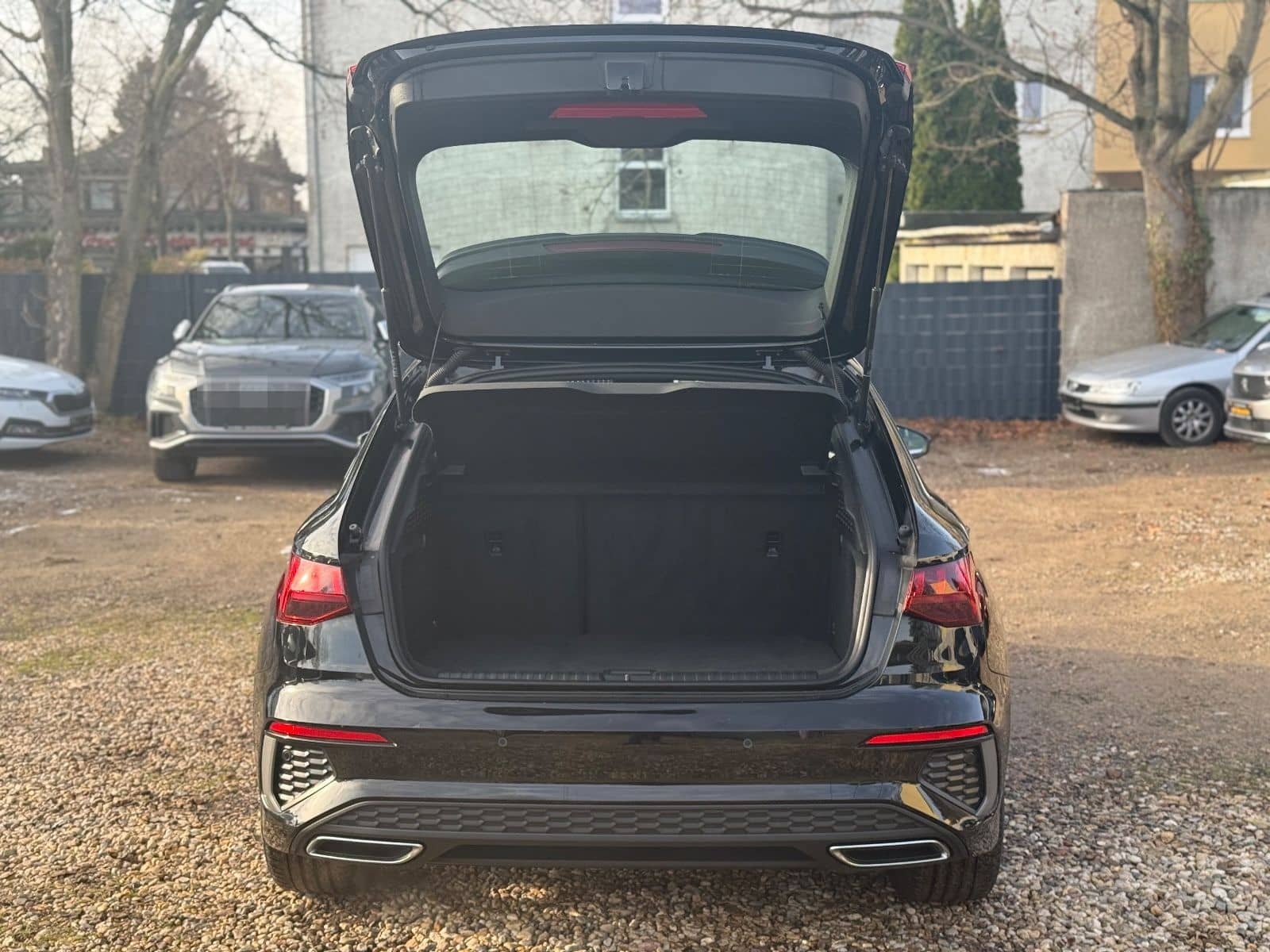 Audi A3 Sportback 35 TFSI 3xS line/Spur/Navi/Car-Pl. foto 7