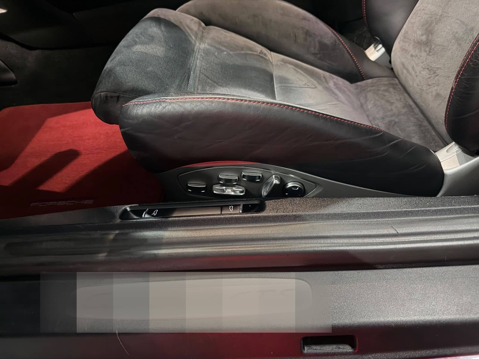 Porsche 911 Carrera 4 GTS APPROVED 10-2026 foto 19