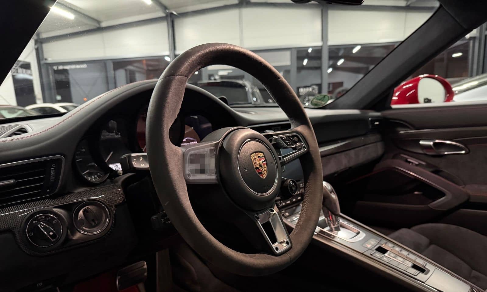 Porsche 911 Carrera 4 GTS APPROVED 10-2026 foto 21