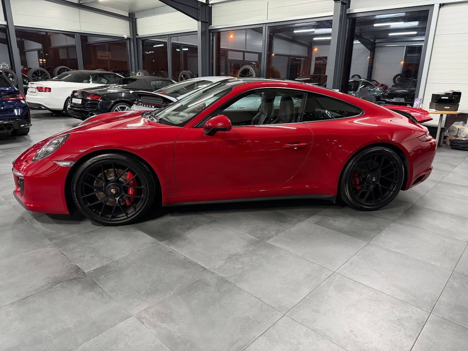 Porsche 911 Carrera 4 GTS APPROVED 10-2026 foto 6