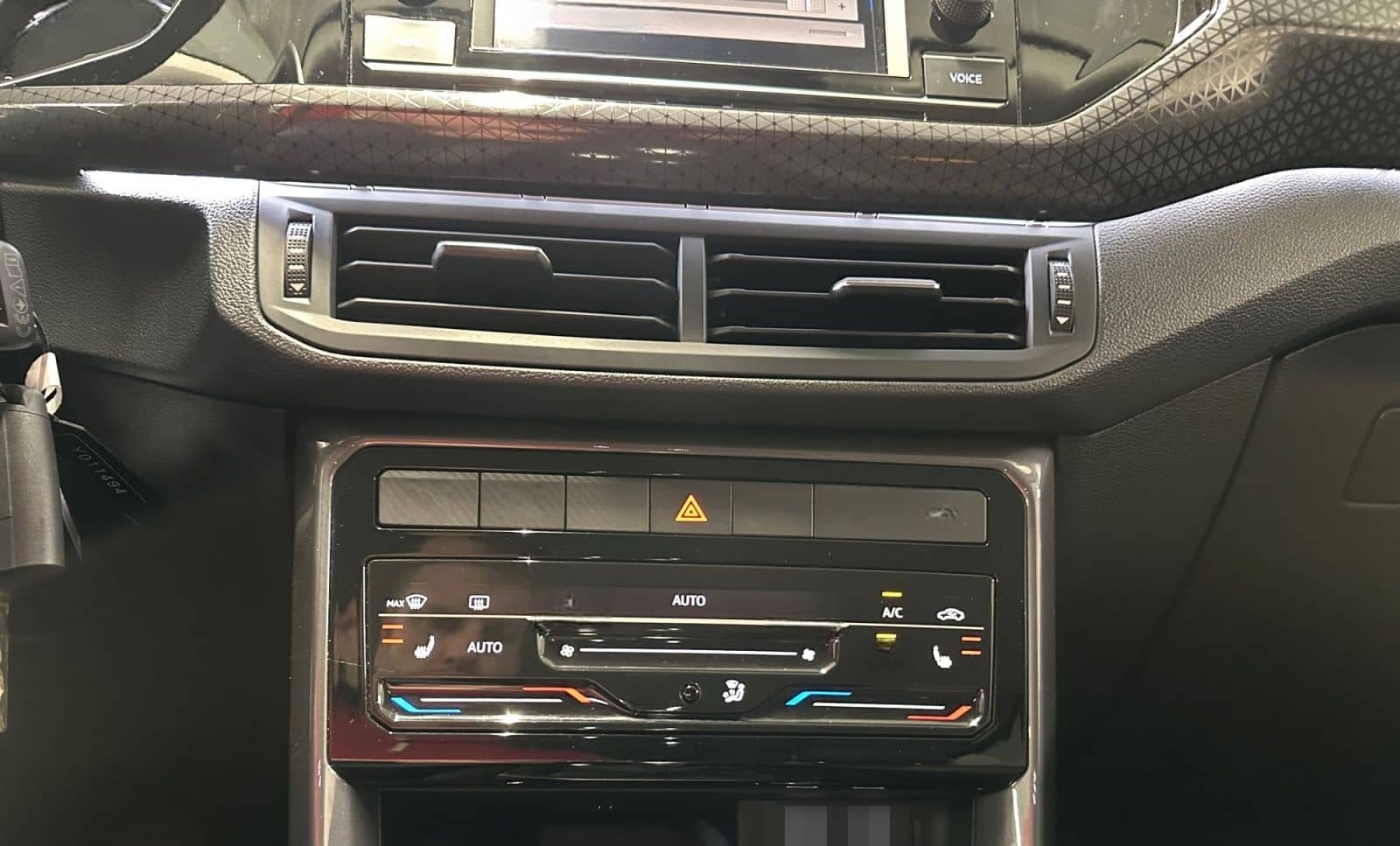 Volkswagen T-Cross Style 1.0 TSI DSG ACC SPUR LED APP SHZ P foto 20